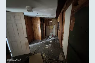 46625 N Jackrabbit Circle, Ash Fork, AZ 86320 - Photo 18