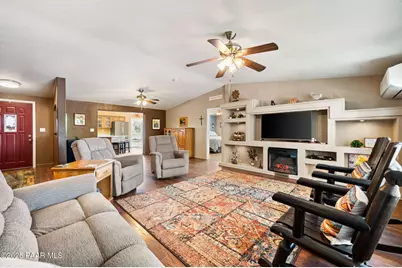 499 W Rolling Hills Road Road, Paulden, AZ 86334 - Photo 8