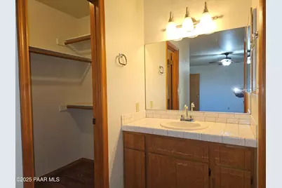 11496 E Western Sunset Drive, Dewey-Humboldt, AZ 86327 - Photo 12