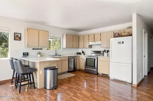 1258 N Lois Dr, Prescott, AZ 86301 - Photo 12