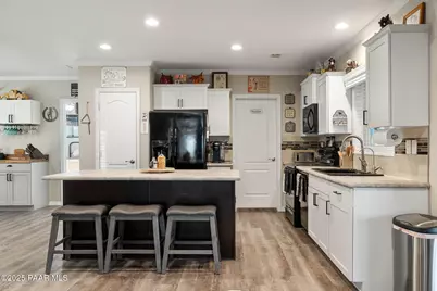 26243 N Vineyard Lane, Paulden, AZ 86334 - Photo 14