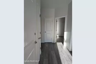 2976 N Yavapai E Road #2, Prescott Valley, AZ 86314 - Photo 2