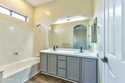 6692 E Sandhurst Drive, Prescott Valley, AZ 86314 - Photo 30