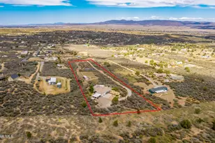 9295 E Shirley Ln, Dewey-Humboldt, AZ 86327 - Photo 4