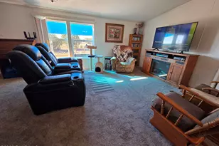 1505 W Bernadines Way, Ash Fork, AZ 86320 - Photo 10