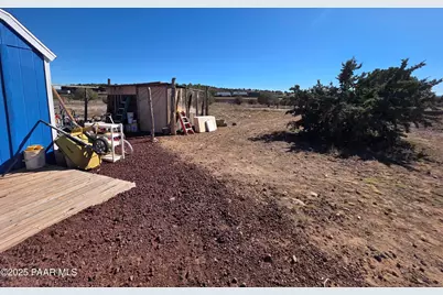 1505 W Bernadine S Way, Ash Fork, AZ 86320 - Photo 46