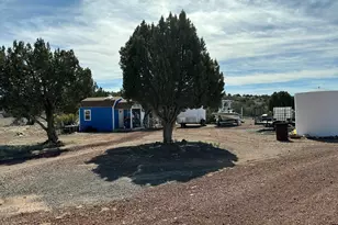 1505 W Bernadines Way, Ash Fork, AZ 86320 - Photo 58