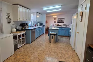1505 W Bernadines Way, Ash Fork, AZ 86320 - Photo 18