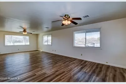 8515 E Leigh Drive, Prescott Valley, AZ 86314 - Photo 18