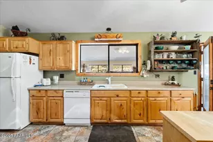 12650 S Pine Creek Trail, Mayer, AZ 86333 - Photo 14