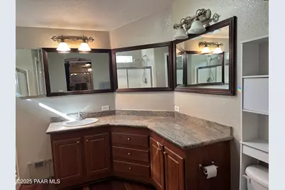 978 N Mountain Brush Drive, Dewey-Humboldt, AZ 86327 - Photo 8