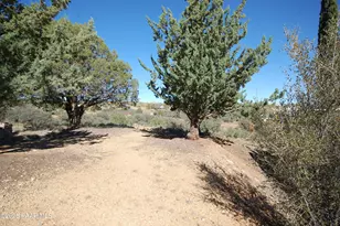 1510 S Hopi Trail, Dewey-Humboldt, AZ 86327 - Photo 34