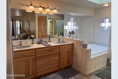 22650 W Railroad Avenue, Seligman, AZ 86337 - Photo 26