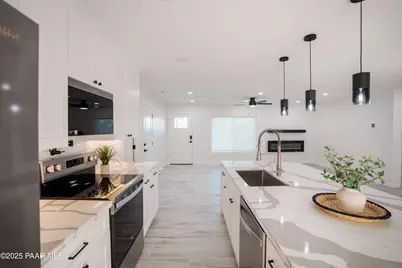 16494 S White Rock Lane, Mayer, AZ 86333 - Photo 8