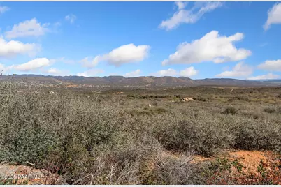 1105 S Grant Woods Parkway, Dewey-Humboldt, AZ 86327 - Photo 4