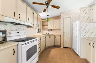 18278 S Henley Ave, Peeples Valley, AZ 86332 - Photo 24