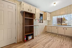 18278 S Henley Ave, Peeples Valley, AZ 86332 - Photo 22