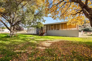 18278 S Henley Ave, Peeples Valley, AZ 86332 - Photo 16