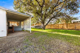 18278 S Henley Ave, Peeples Valley, AZ 86332 - Photo 4