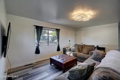 8620 E Crater Court, Prescott Valley, AZ 86314 - Photo 6