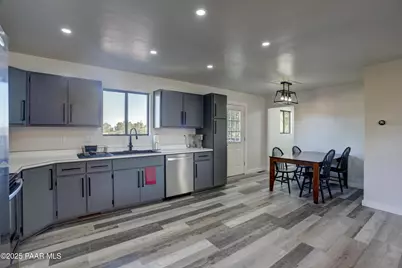 8620 E Crater Court, Prescott Valley, AZ 86314 - Photo 10