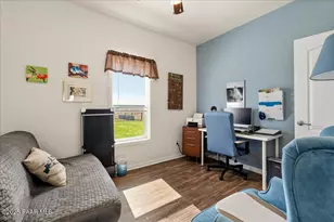 24617 N Laredo Ln, Paulden, AZ 86334 - Photo 20