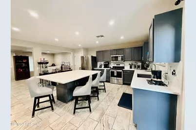 16246 W Boca Raton Road, Surprise, AZ 85379 - Photo 10