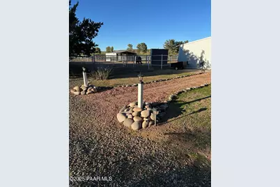 13686 S Burton Road, Mayer, AZ 86333 - Photo 32
