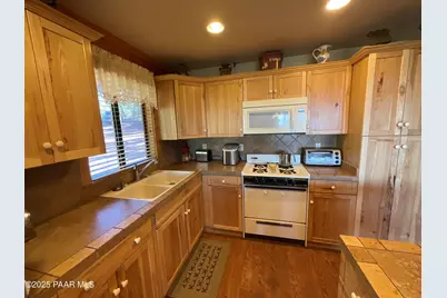 34460 W North Via De Oro Parkway, Seligman, AZ 86337 - Photo 12