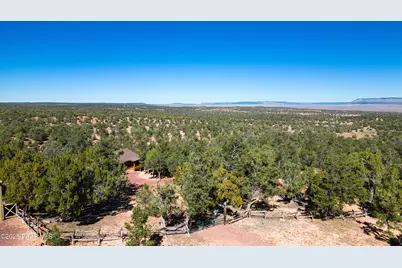 34460 W North Via De Oro Parkway, Seligman, AZ 86337 - Photo 4