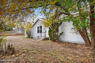 390 Lobo Ln, Chino Valley, AZ 86323 - Photo 4
