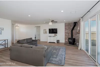 9782 E Silverado Court, Prescott Valley, AZ 86315 - Photo 8