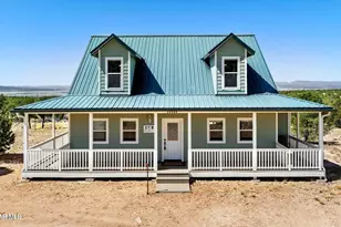 29450 N Caballero Way, Paulden, AZ 86334 - Photo 1