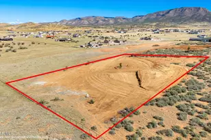 001 Ember Ln, Prescott Valley, AZ 86315 - Photo 12