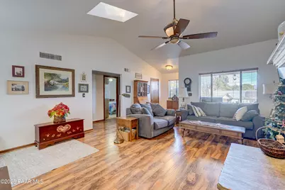 10825 E Turquoise Circle, Dewey-Humboldt, AZ 86327 - Photo 4