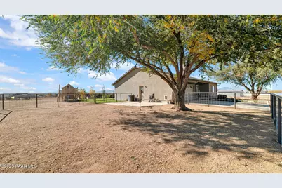 7645 E Memory Lane, Prescott Valley, AZ 86315 - Photo 12