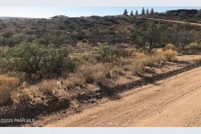 7800 S Rolling Hills Drive, Kirkland, AZ 86332 - Photo 4