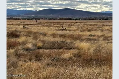 10211 E Silent River Road, Prescott Valley, AZ 86315 - Photo 14