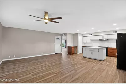 4911 W Beverly Lane, Glendale, AZ 85306 - Photo 10