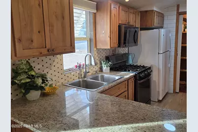 6515 N Cattletrack Road, Prescott Valley, AZ 86314 - Photo 10