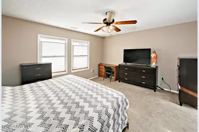 10833 E Oxbow Drive, Dewey-Humboldt, AZ 86327 - Photo 8