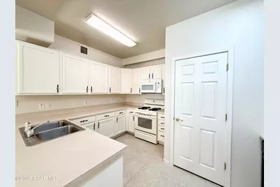 1131 Hughes Street, Prescott, AZ 86305 - Photo 4