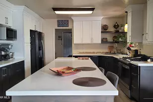 727 Douglas Ave, Prescott, AZ 86301 - Photo 2