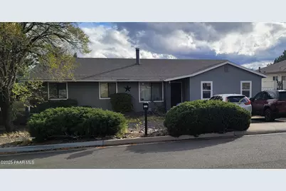 727 Douglas Avenue, Prescott, AZ 86301 - Photo 1