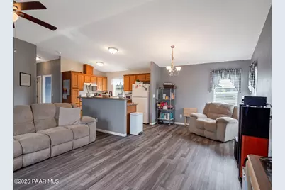 13625 Lazy River Drive, Dewey-Humboldt, AZ 86327 - Photo 4