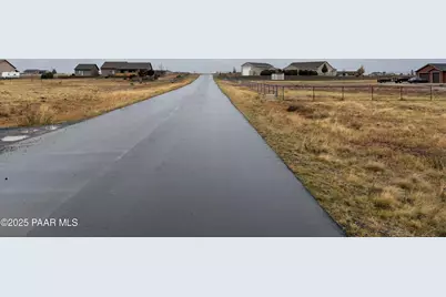 4D2 Grass Valley Lane, Prescott Valley, AZ 86315 - Photo 2