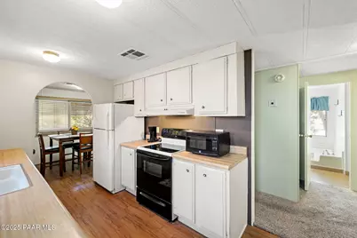 910 W Gurley Street #19, Prescott, AZ 86305 - Photo 8