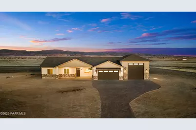 8355 N Barnes Street, Prescott Valley, AZ 86315 - Photo 1