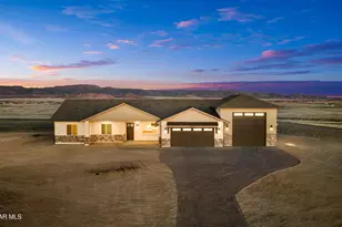 8355 N Barnes St, Prescott Valley, AZ 86315 - Photo 1