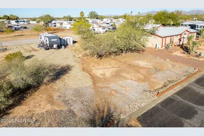 30654 Sun Rider Way, Congress, AZ 85332 - Photo 14